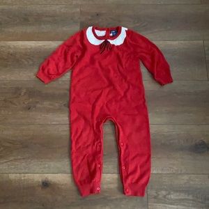 Baby gap toddler girl Christmas pajamas. Size 18-24 months